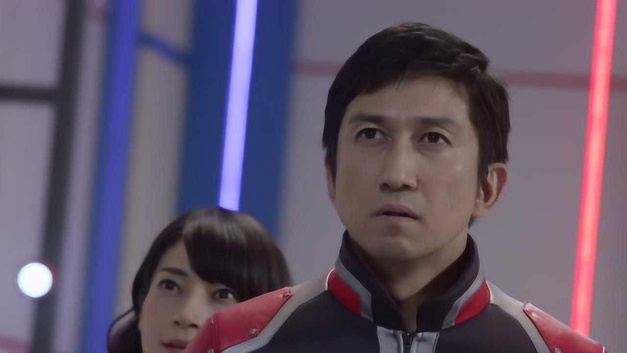 艾克斯奥特曼[普通话版] 15集