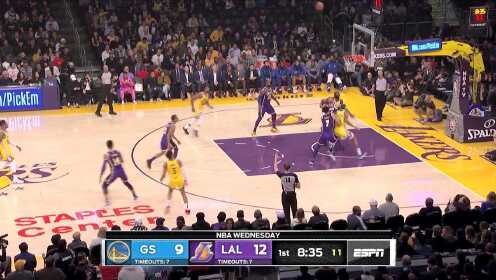 《NBA全场回放》【回放】勇士vs湖人第1节 詹姆斯助攻杜德利45度三分甩狙