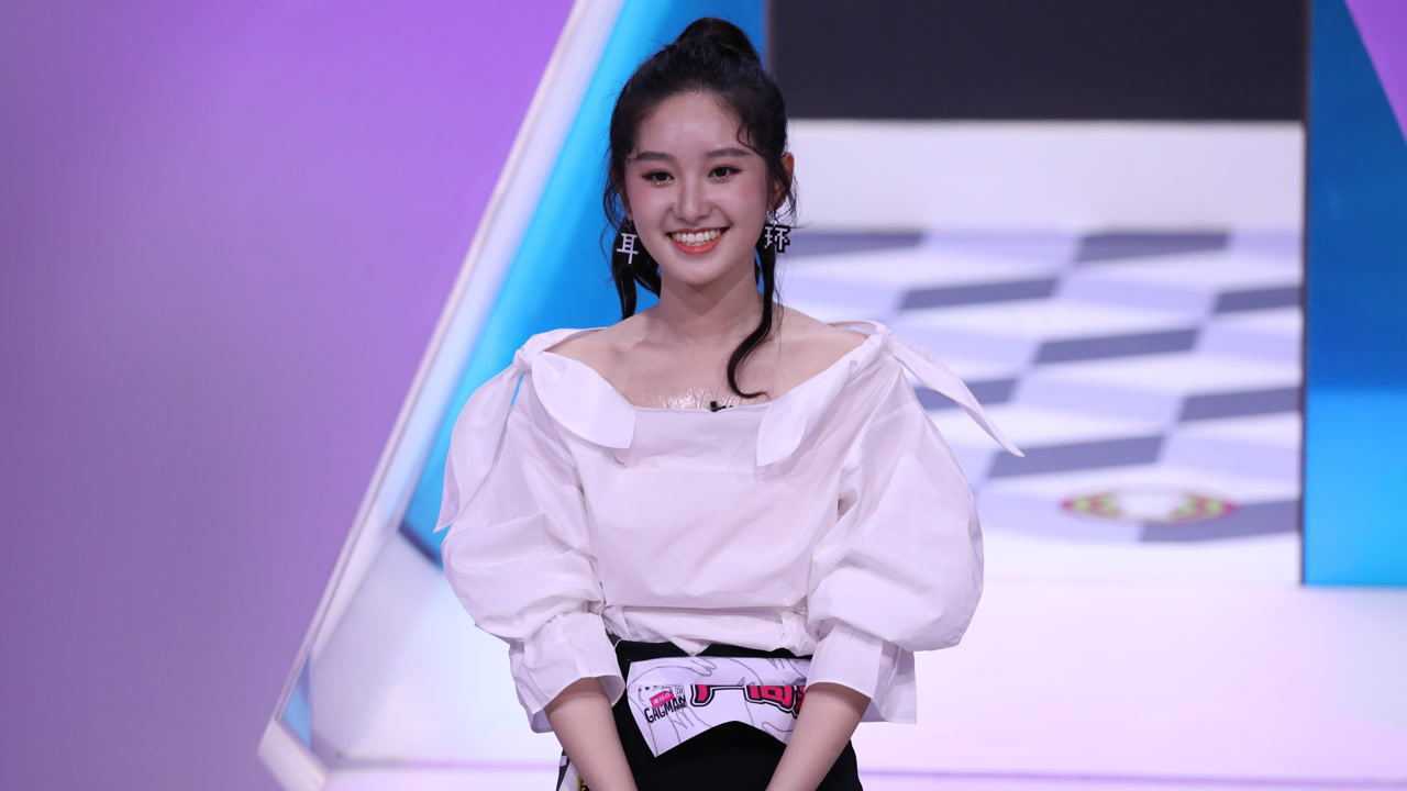 严尚嘉“女明星”十连拍_高清1080P在线观看平台_腾讯视频