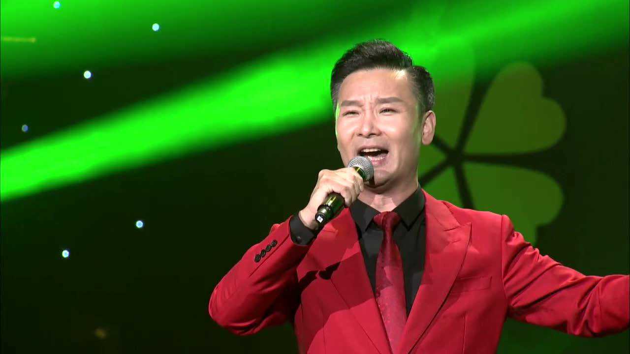 歌曲山路不只十八弯演唱刘和刚