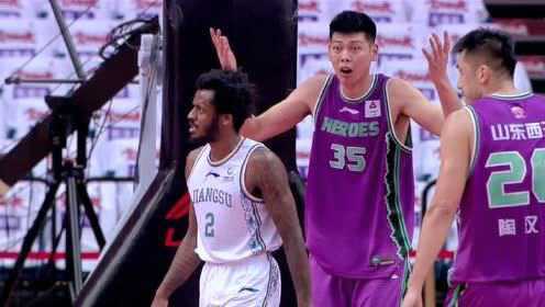 《CBA全场集锦》这球扣进就是经典 布莱克尼险些隔扣朱荣振