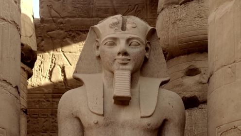 遍布埃及的拉美西斯二世雕像，是真人的4、5倍大！