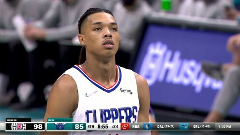 《NBA全场集锦》【球星】波士顿vs黄蜂集锦 替补出场第四节独得12分 带队取胜