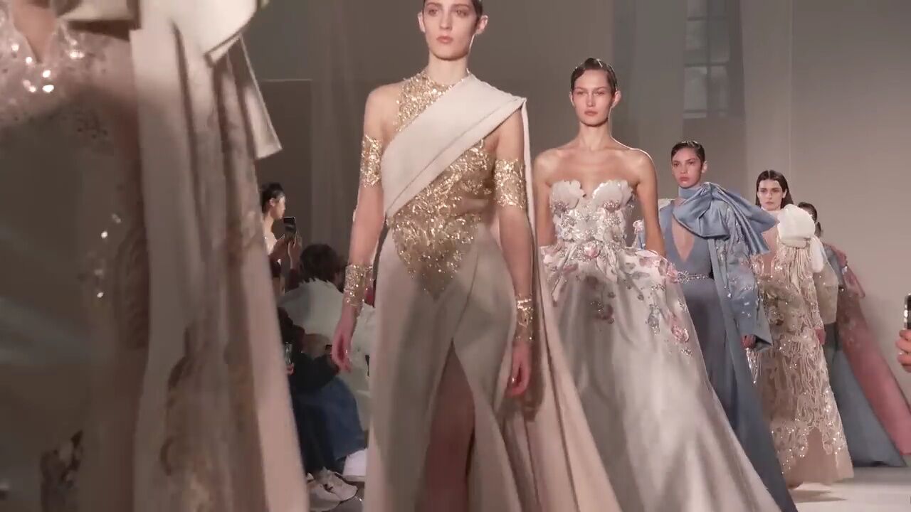 巴黎高定时装周|ELIESAAB2023春夏系列高定时装秀_高清