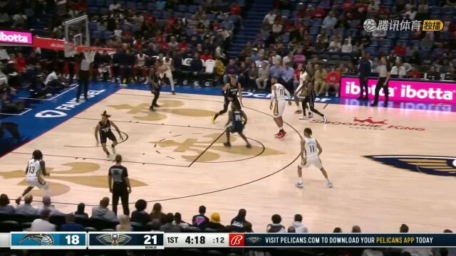NBA：气吞万里如虎！班凯罗暴力隔扣瓦蓝