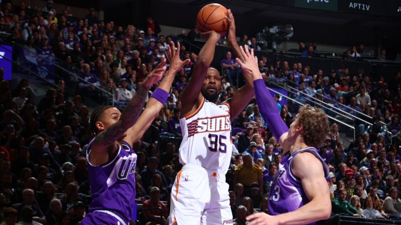 举起镰刀!杜兰特三分绝杀终结比赛