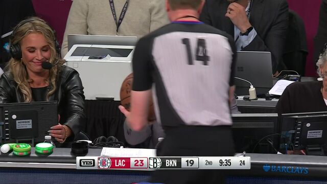 乔治追身大帽气势如虹 哈登回身送出五大囧失误惊呆众人