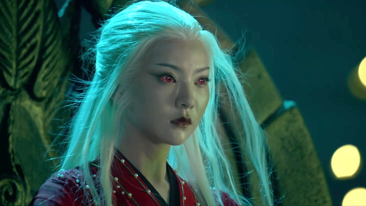 妖王之母古墓中觉醒,少女命悬一线