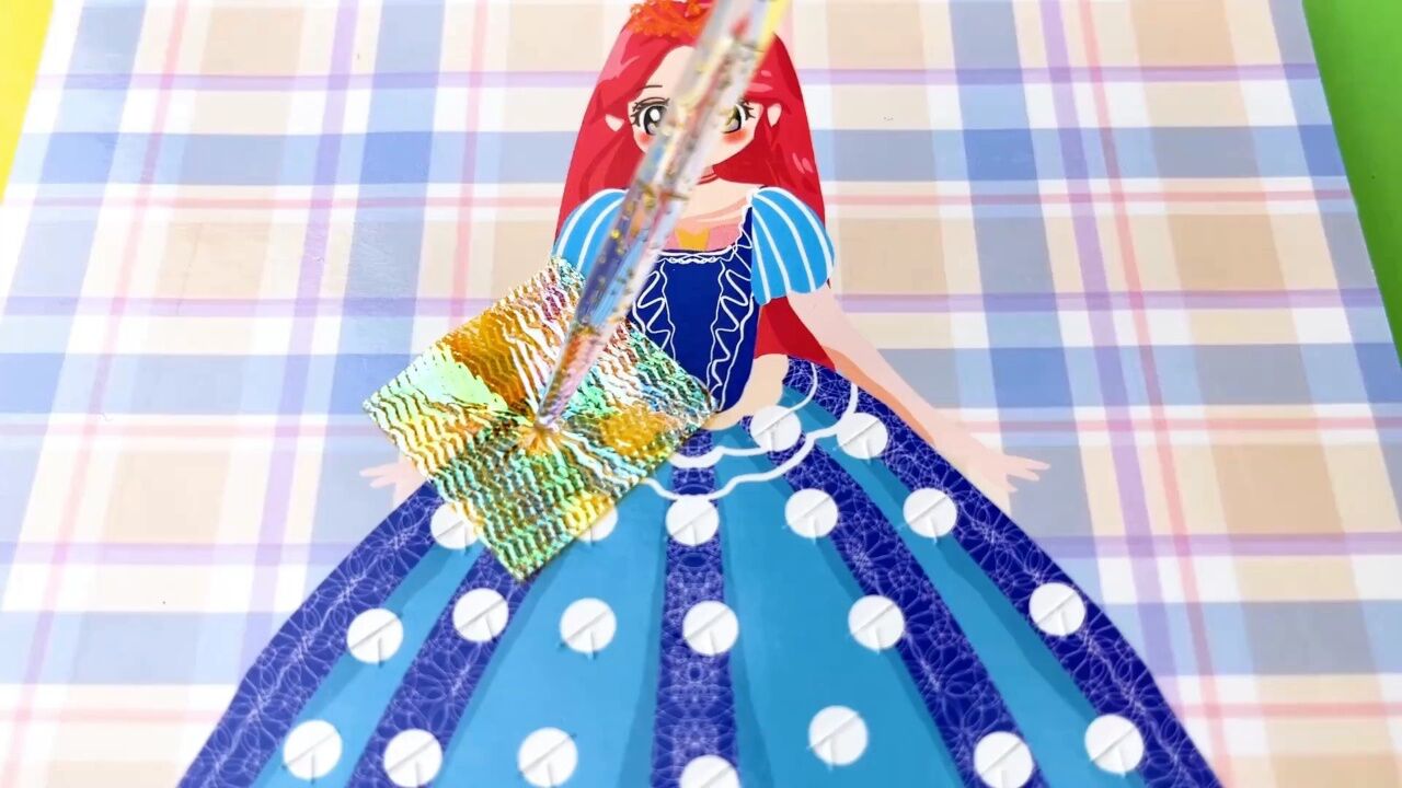 城堡公主戳戳乐,蓝黄色条纹公主裙大换装_129精彩片段