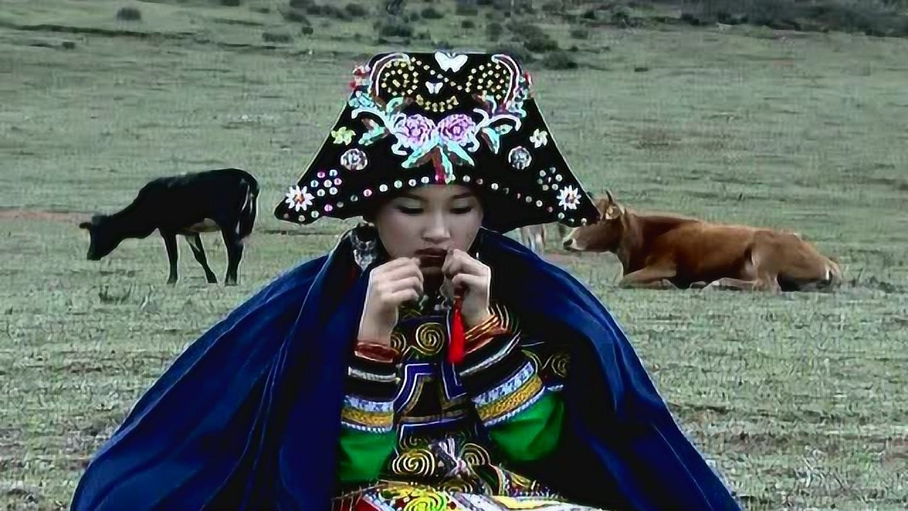 彝族歌手杨学良深情演唱阿妹十八_腾讯视频