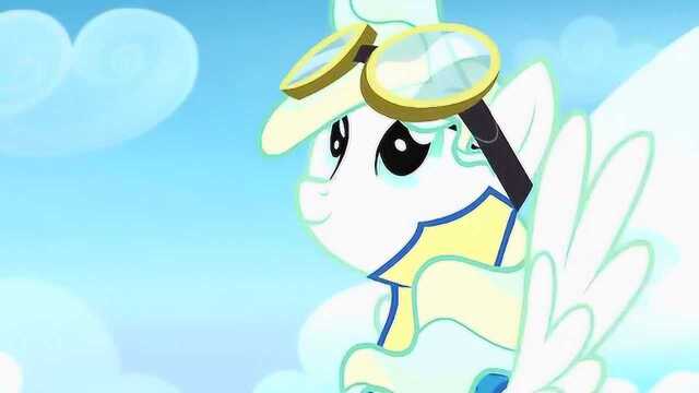 小马宝莉:云宝带着水蒸气飞的超炫!紫悦这边的史丁格就逊多了!