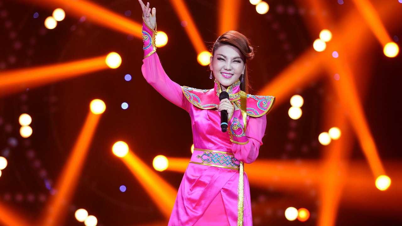 乌兰图雅唱得最美最接地气的这首广场舞神曲听一遍都是享受