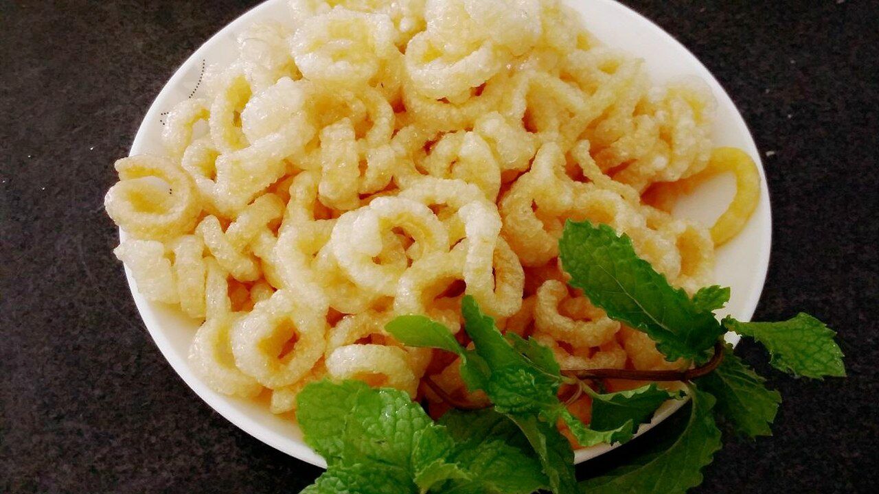 最科学的炸猪皮方法我保证你绝对不会被油炸到