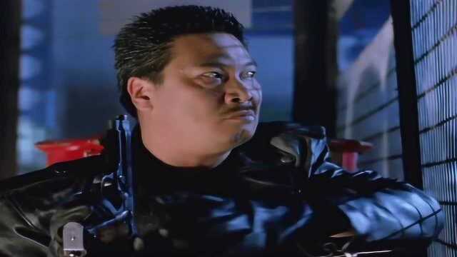 逃学威龙2吴孟达变身魔鬼终结者学校救学生