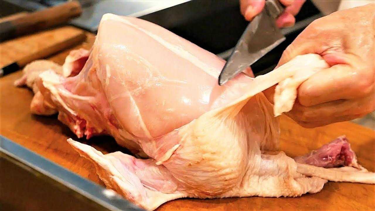 日本大厨"超快速切鸡",刀法非常讲究!