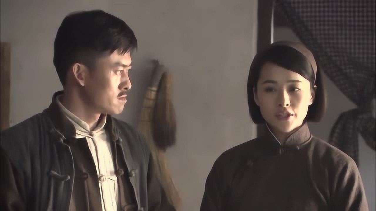 飞哥大英雄得知国党一边自己干一边请飞哥干飞哥甚是不爽