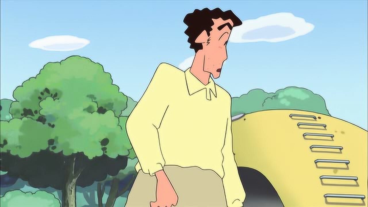 蜡笔小新:一个五岁小孩趴在背上都毫无感觉吗,野原先生