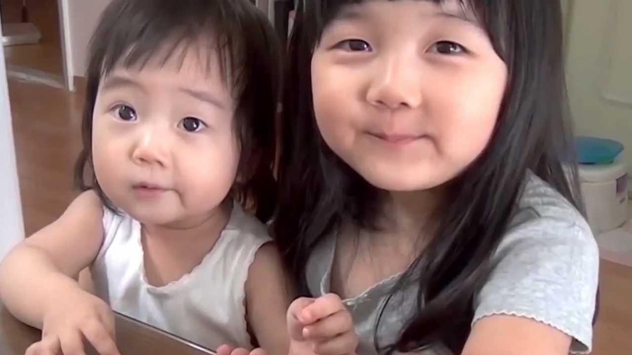 新生儿就会的自我安慰技巧，以前不知道，想不到这么神奇啊！_腾讯视频