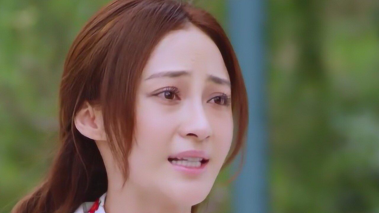 我的宝贝刘若男回到家想起妈妈说怀孕不能喝可乐又把可乐放下