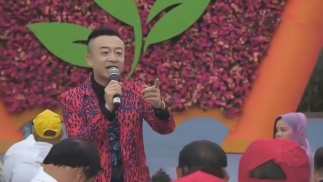 何军现场表演《贯口》,语速太惊人了