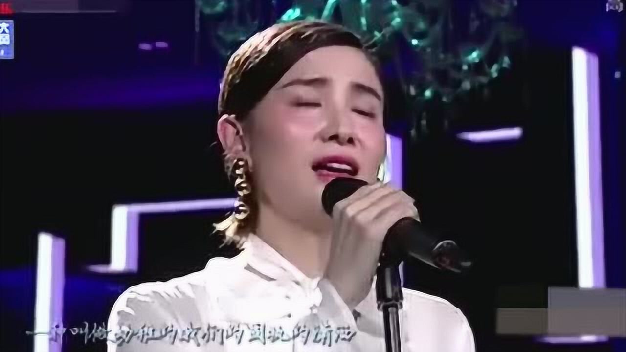 演员王耀庆携手小宋佳演唱《花好月圆夜》声音太甜美