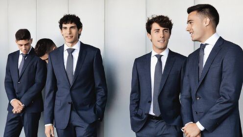 西甲战报皇马男团全员集结西装大合照帅炸天