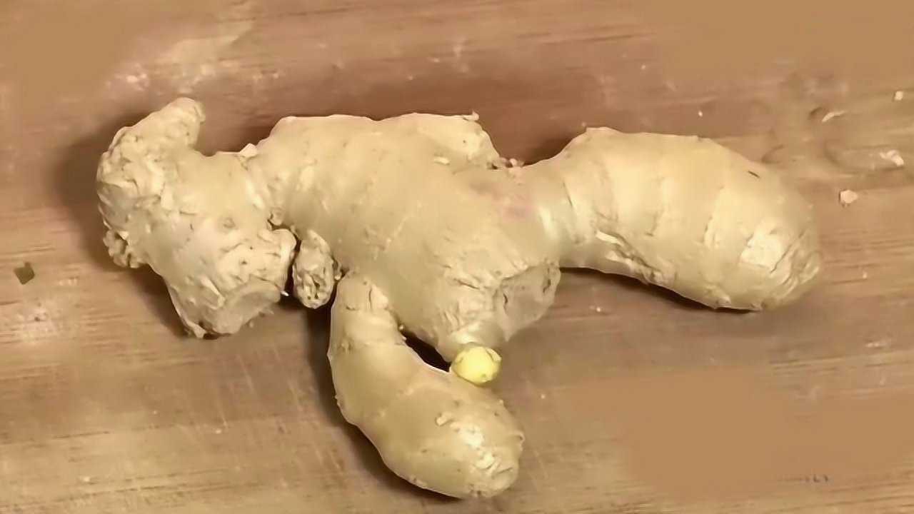 生姜烂了一点切掉继续吃?医生:肝癌就是这样来的