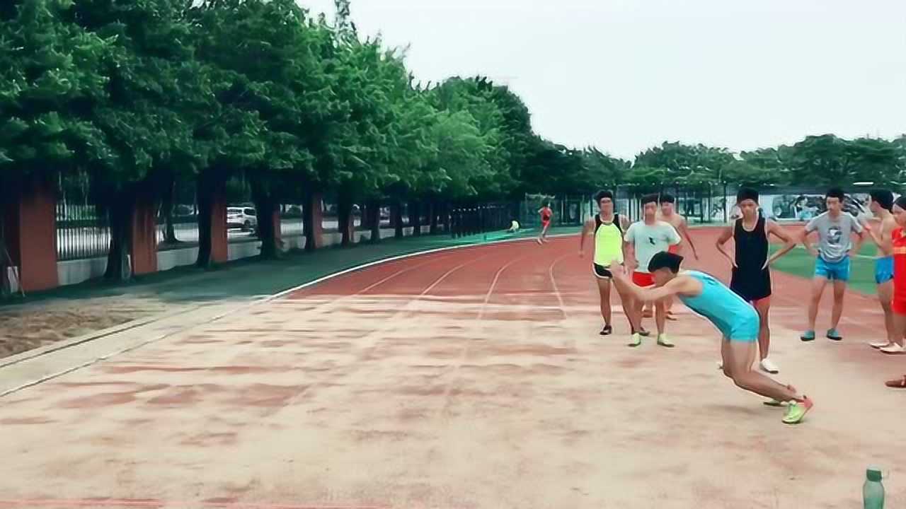 三级跳慢动作回放