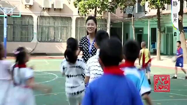 小学教师的责任感,孩子们在她眼中是财富!