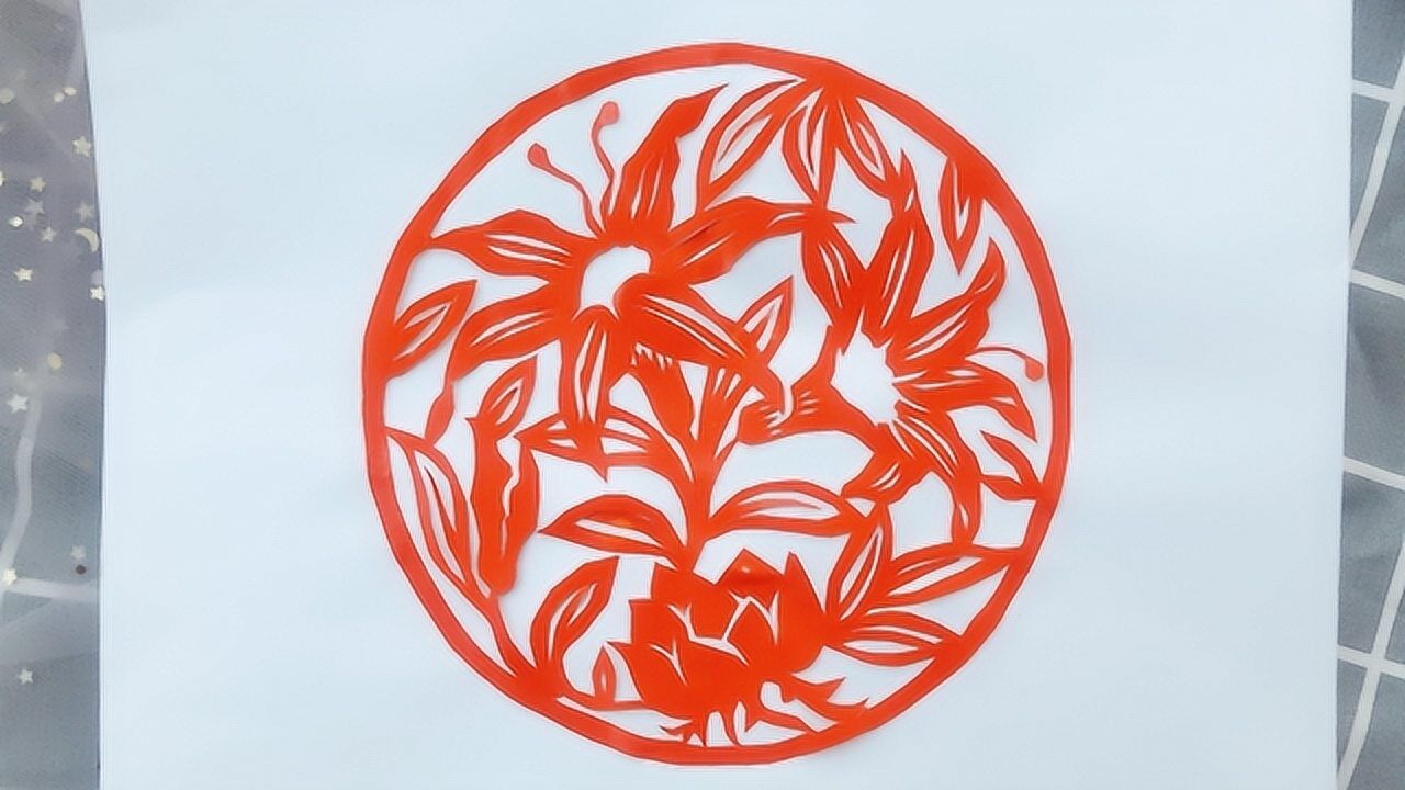 刻纸教程,教你制作漂亮的百合花,操作简单