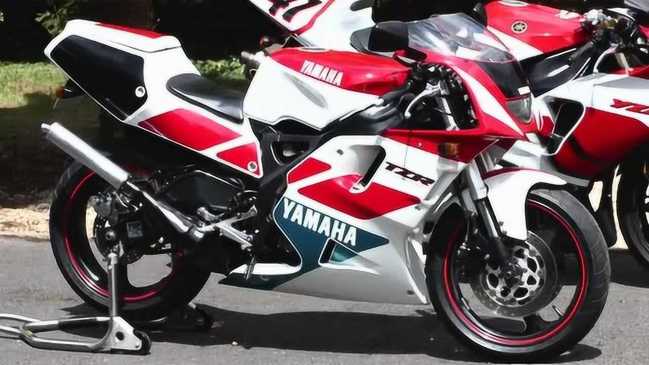 80年代电影中经常见到的2冲程跑车yamaha响尾蛇tzr 250cc
