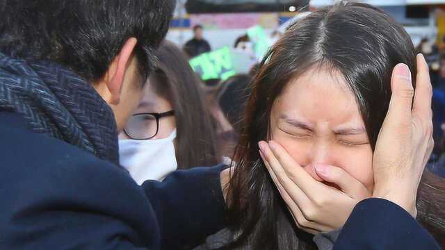 中国女生在菲律宾旅游,遭遇“迷魂党”,女生:幸好我会这招