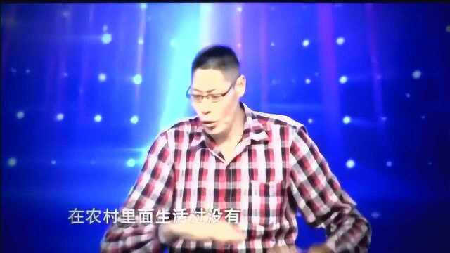 世界第一巨人张俊才身高2.42,坐下都比正常人站着高