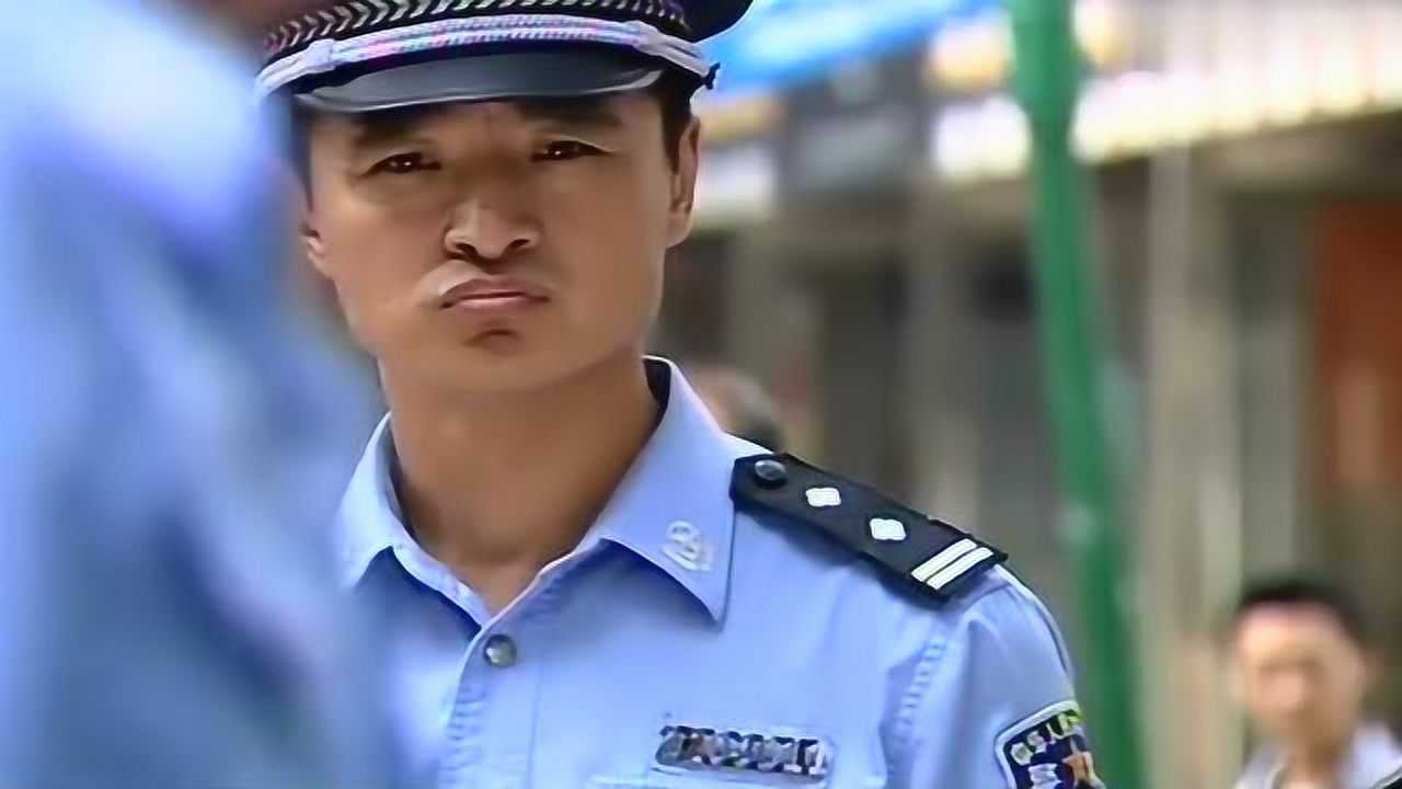 鹰与枭戴眼镜大叔让男子进屋坐一会儿所为何事呢