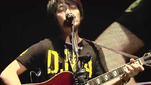 2010五月天演唱会,《九号球》,1号吉他手独唱