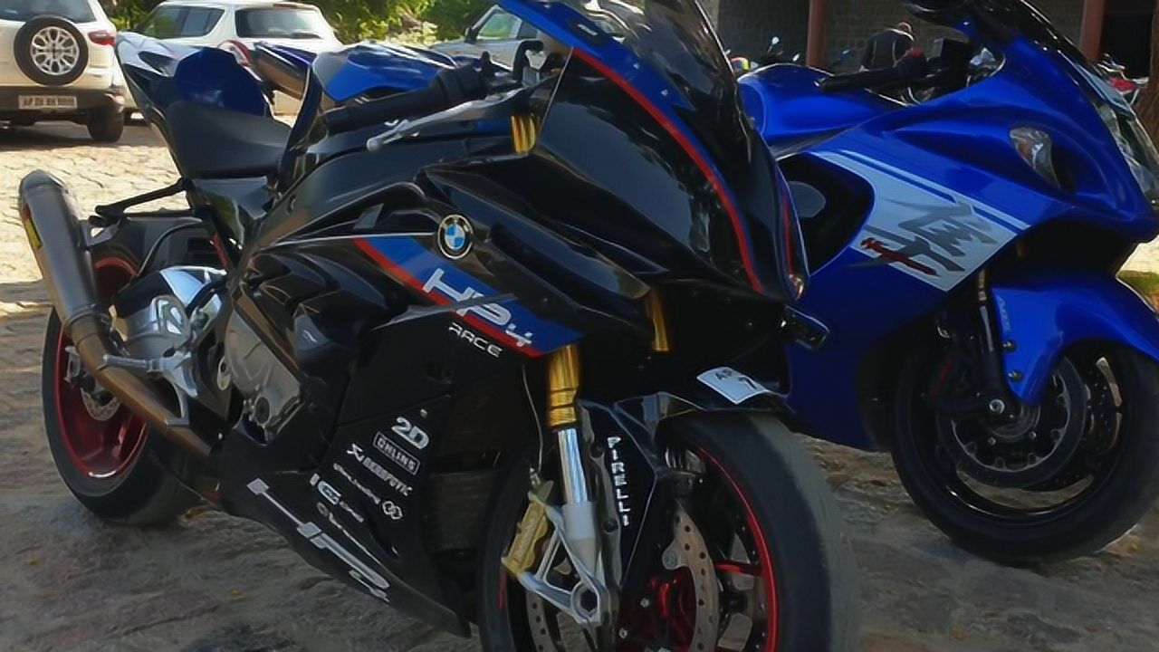 19款宝马s1000rr竞技版到店实拍颜值高到没朋友