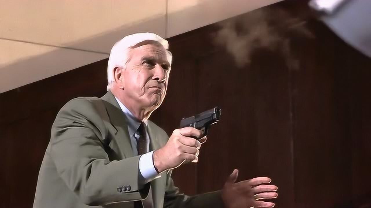 白头神探3:全无尿点的枪战片,洋相百出简直笑吐人!