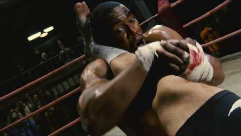 世界拳王和监狱拳王的巅峰对决，拳拳到肉，超级过瘾的动作电影