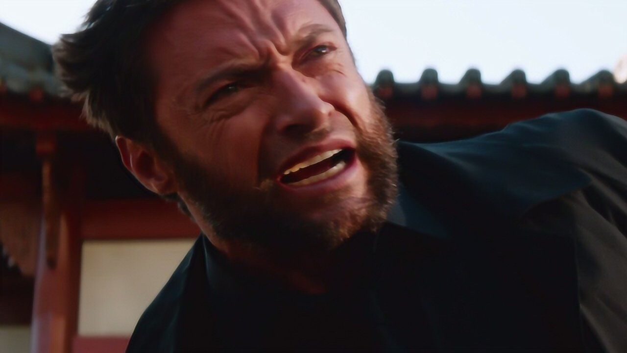 金刚狼2:狼叔为救真理子中弹,看着他那痛苦的表情,真令人心疼