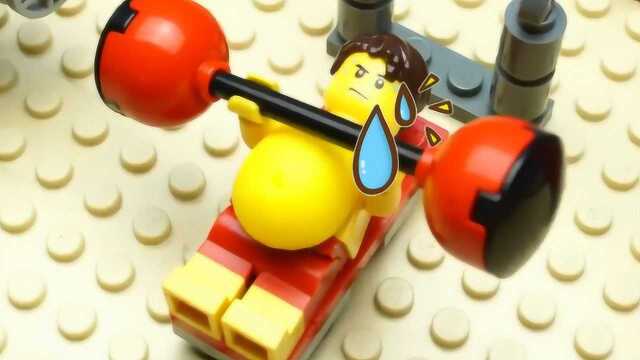 乐高Lego:大肚男海上玩滑梯被卡住