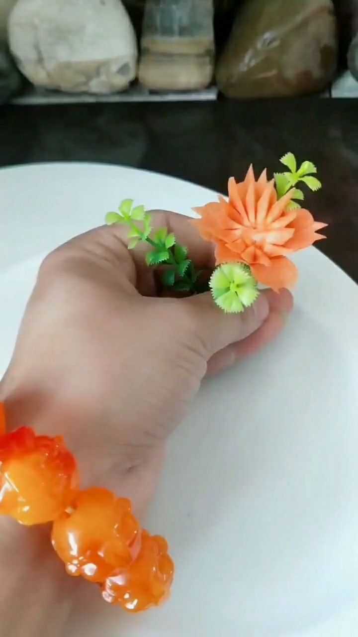 胡萝卜大变身,做一朵美丽的小花送给你!