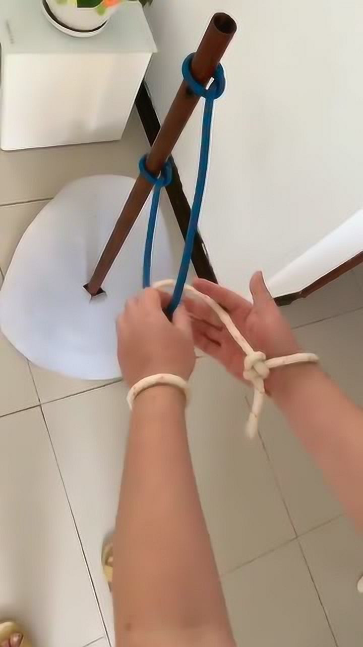 绳子逃脱术简单又实用不学太可惜了