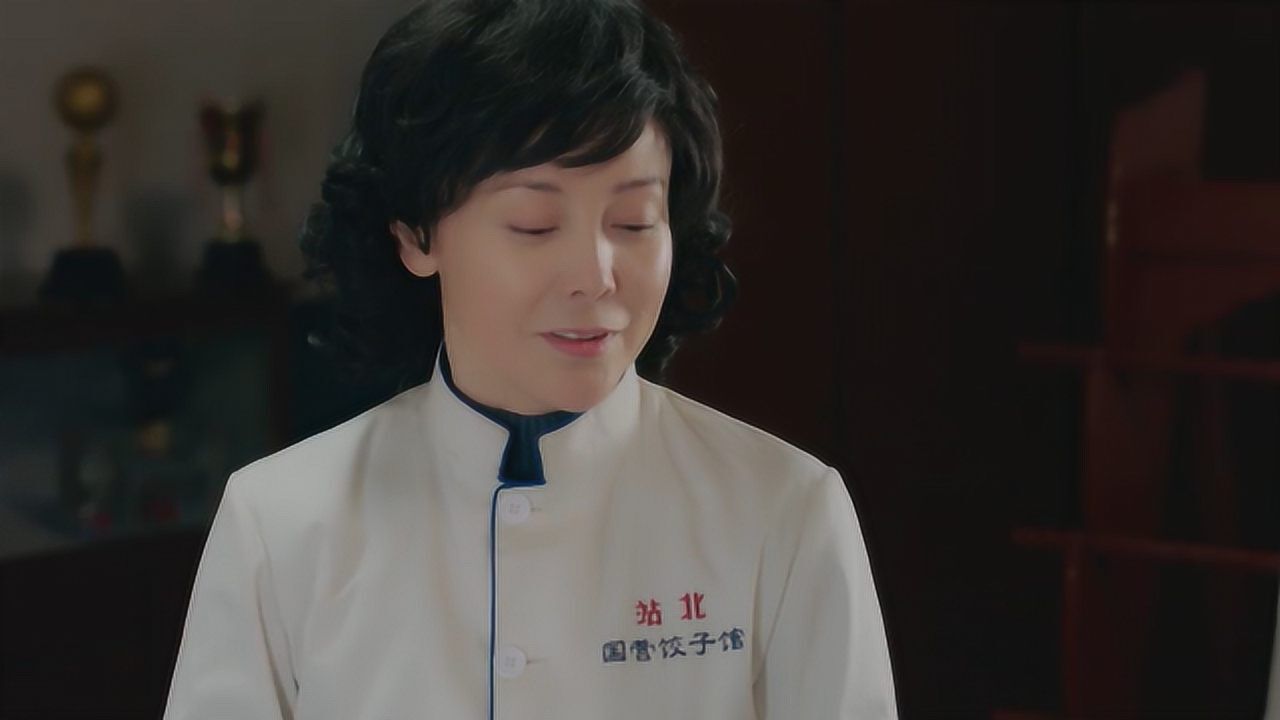 姥姥的饺子馆大舌头又在经理那嚼舌头桂芳却不知闺蜜的狠心啊