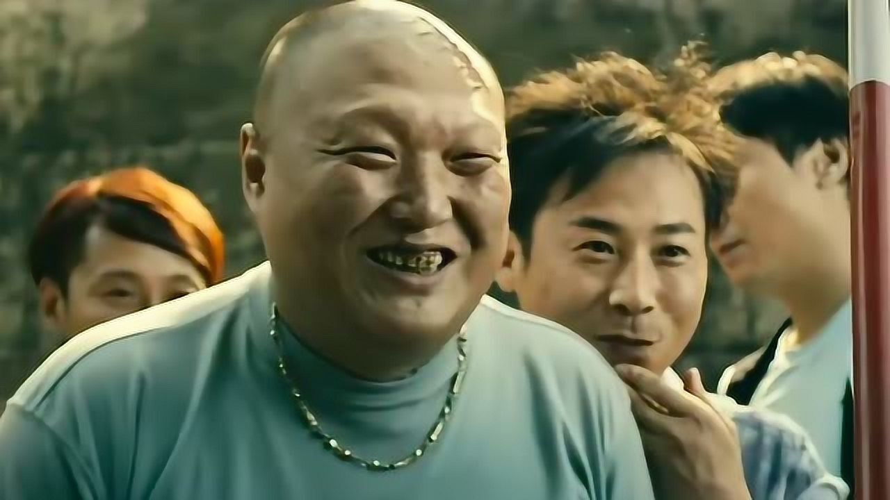 《夏洛特烦恼》:陈凯扮演者刘坤仅26岁,而马丽险因年纪大被嫌弃