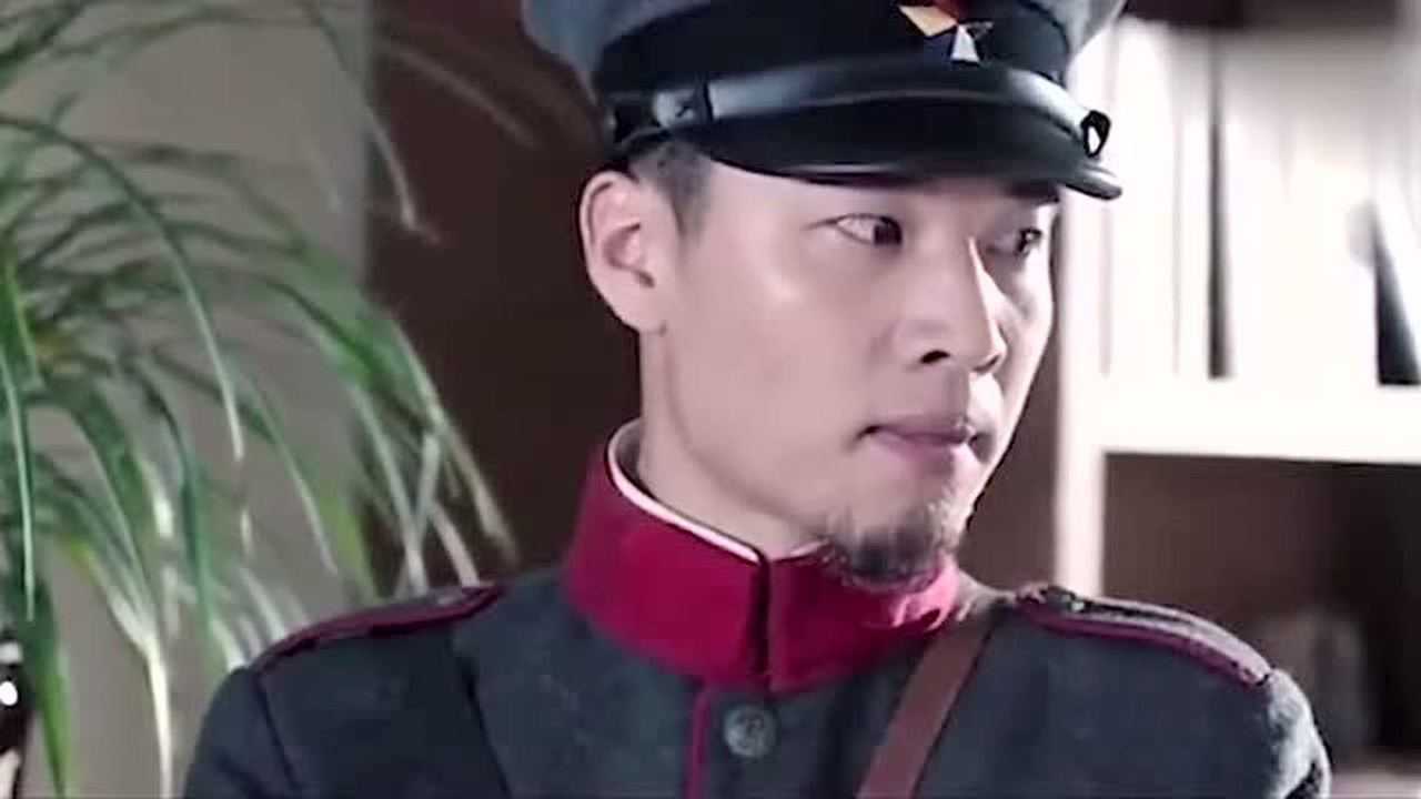 如此这般的美女,瞬间就被吸成人干!_高清
