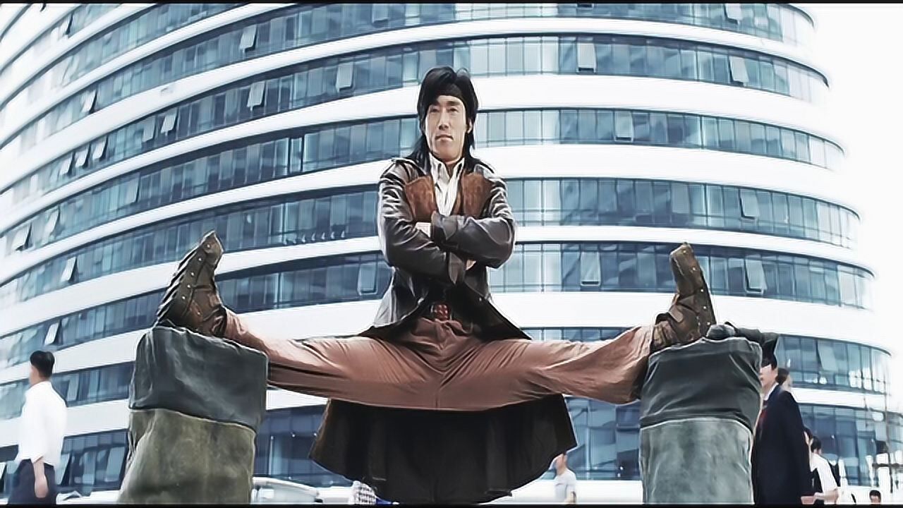 男主为练神功十年不洗脚,下山后当起了校花的贴身保镖,超级保镖