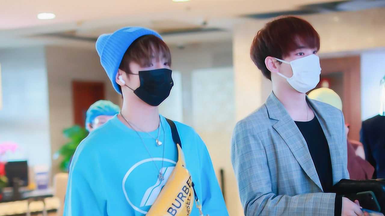 养眼李振宁机场变小蓝孩姚明明满屏大长腿