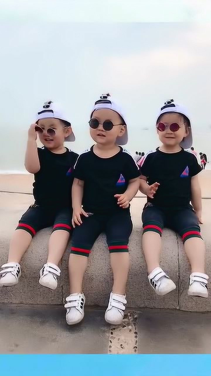 山东枣庄异卵三胞胎姐弟,调皮捣蛋惹人爱,父母压力大如山