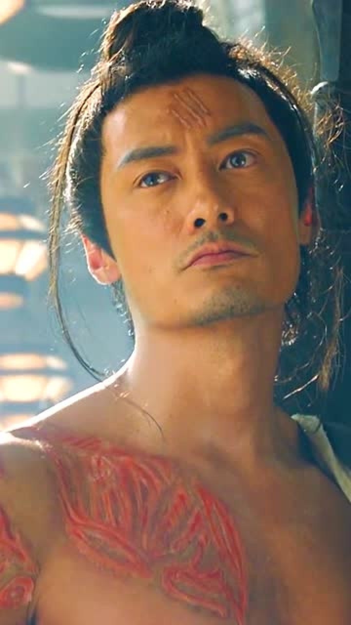 余文乐版的二郎神虽然有麒麟臂很霸气但只有焦恩俊那一版才是经典