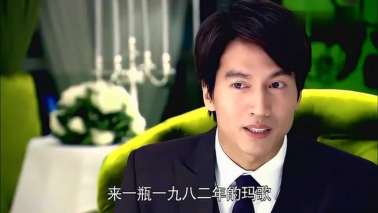 恋恋不忘曼迪想要过相夫教子的生活不料得到的是分手的消息